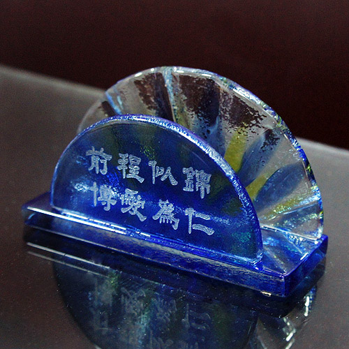 雕刻水晶獎牌與紀念禮品