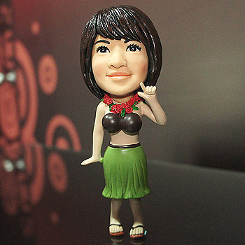 Q-B35-草裙舞女孩公仔