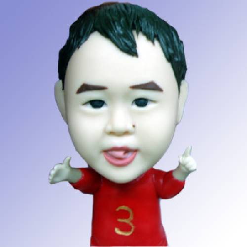 Q-F03捲舌紅衣小弟公仔