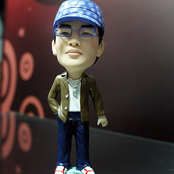 公仔娃娃-嬉皮男生公仔