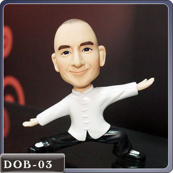 DOB-03  白衣功夫公仔