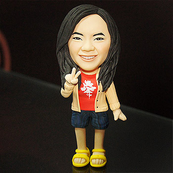 公仔娃娃-休閒女生公仔